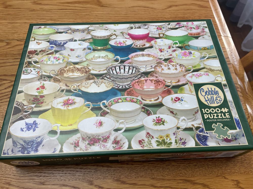 Teacups - Cobble Hill 🇺🇸 puzzle collectible [Barcode 625012571012] - Main Image 4