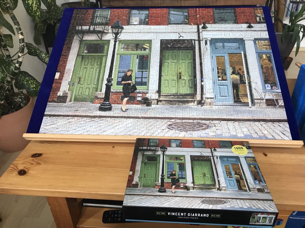 New York City Streets - Galison puzzle collectible [Barcode 9780735356917] - Main Image 3