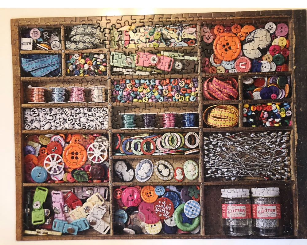 The Sewing Box - Springbok puzzle collectible [Barcode 091683014972] - Main Image 4