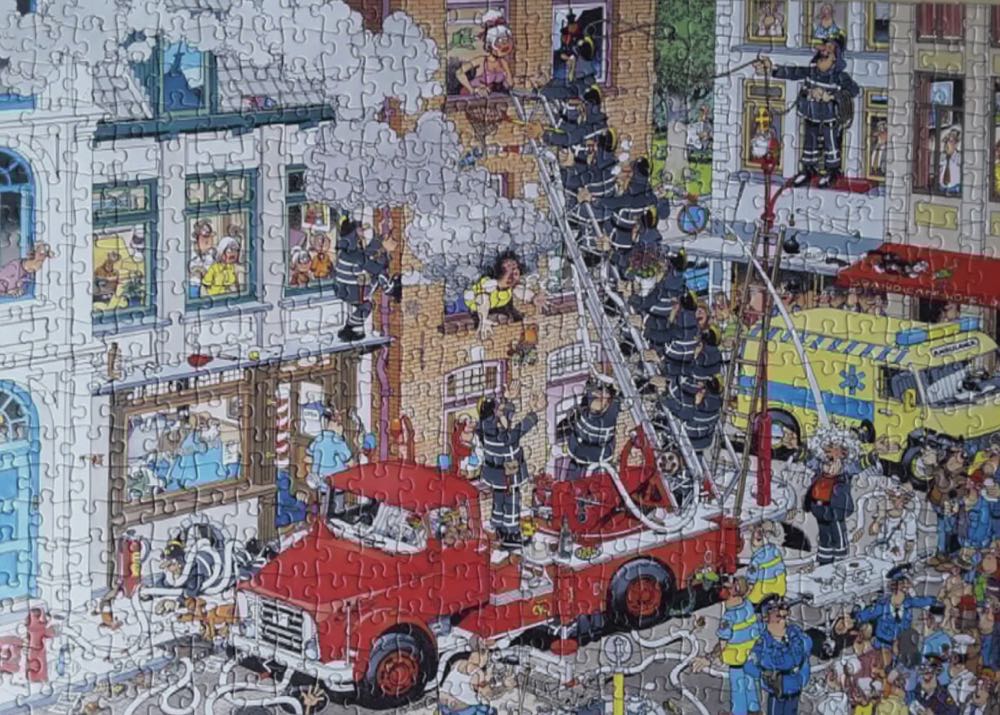 Brand meester! - Jumbo puzzle collectible [Barcode 8710126172797] - Main Image 3