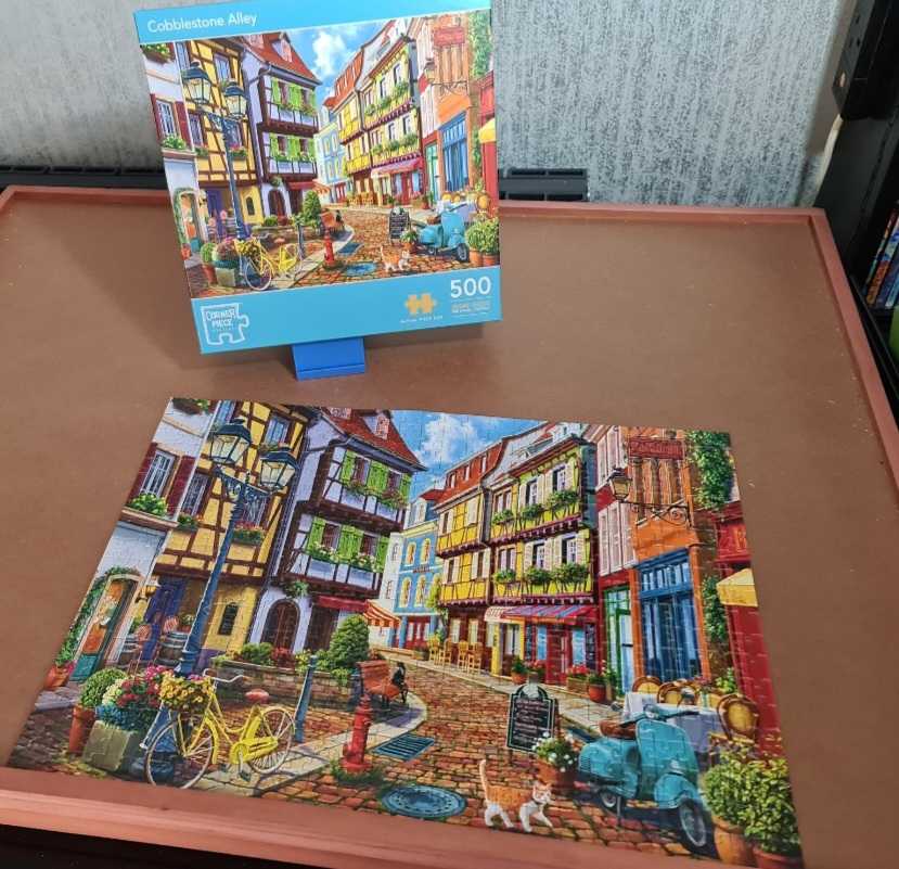 Cobblestone Alley - Corner Piece puzzle collectible [Barcode 5052089281370] - Main Image 2
