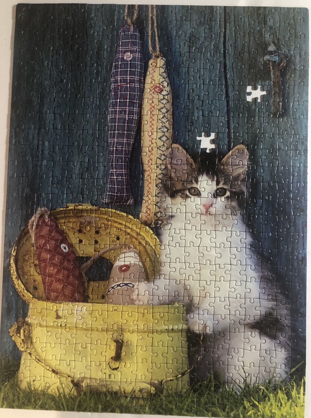 Cat, The - Clementoni puzzle collectible [Barcode 8005125303458] - Main Image 2