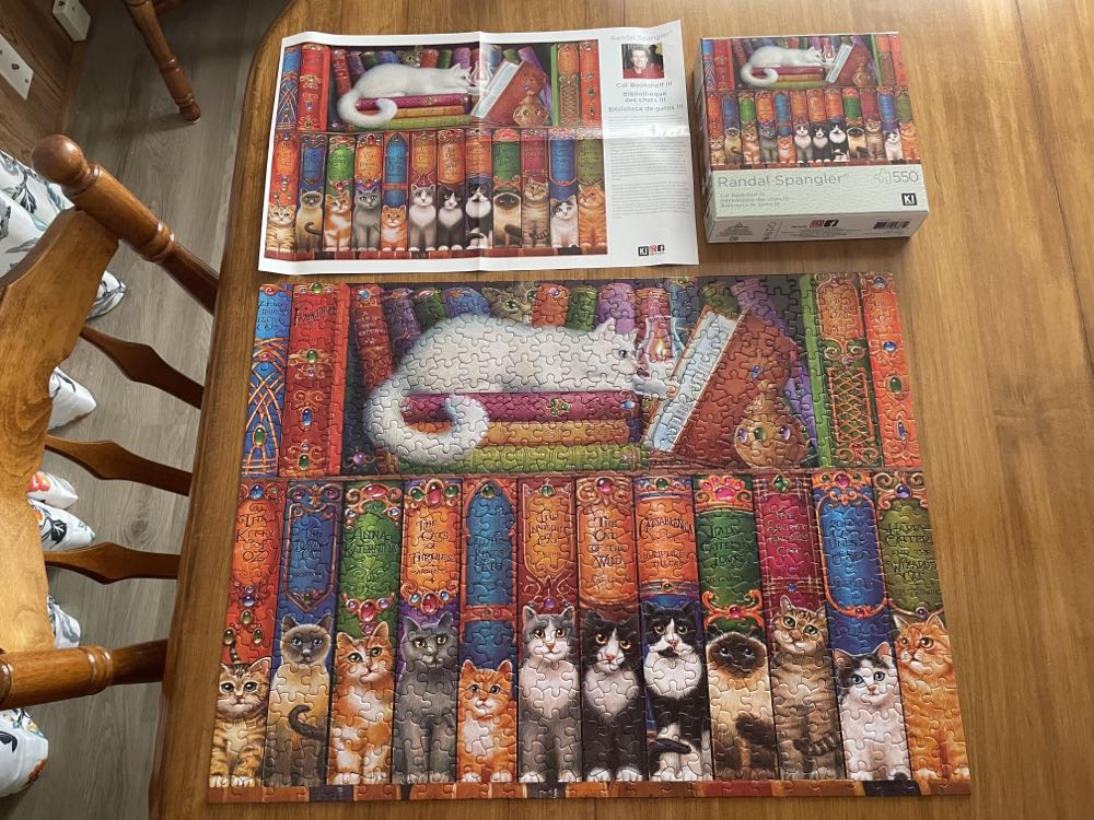 Cat Bookshelf - KI Puzzles puzzle collectible [Barcode 773392023819] - Main Image 3
