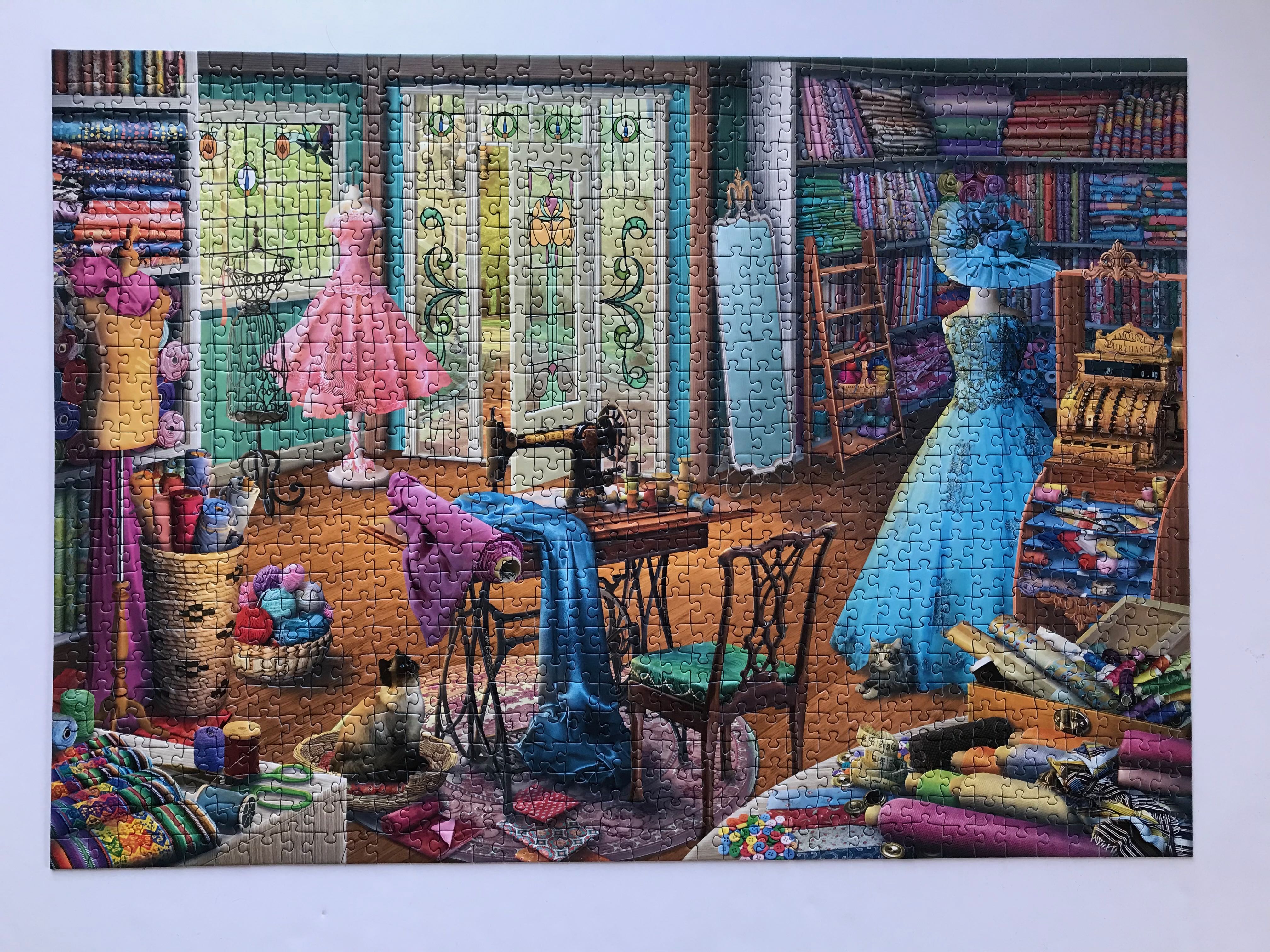 Seamstress Shop - Ravensburger puzzle collectible [Barcode 4005556152766] - Main Image 2