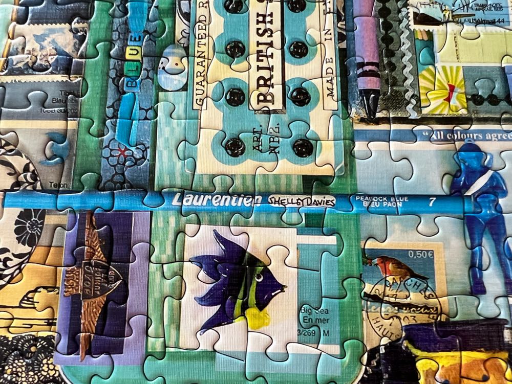 Blue - Cobble Hill Puzzle Company puzzle collectible [Barcode 625012801508] - Main Image 4