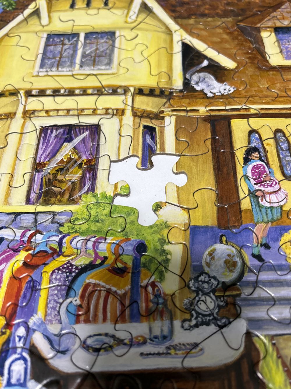 The Yard Sale - Bits And Pieces puzzle collectible [Barcode 192949037763] - Main Image 2