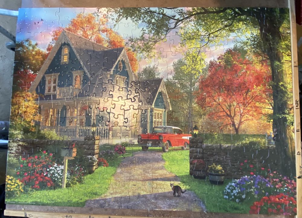 The Blue Country House - Eurographics puzzle collectible [Barcode 628136309783] - Main Image 2