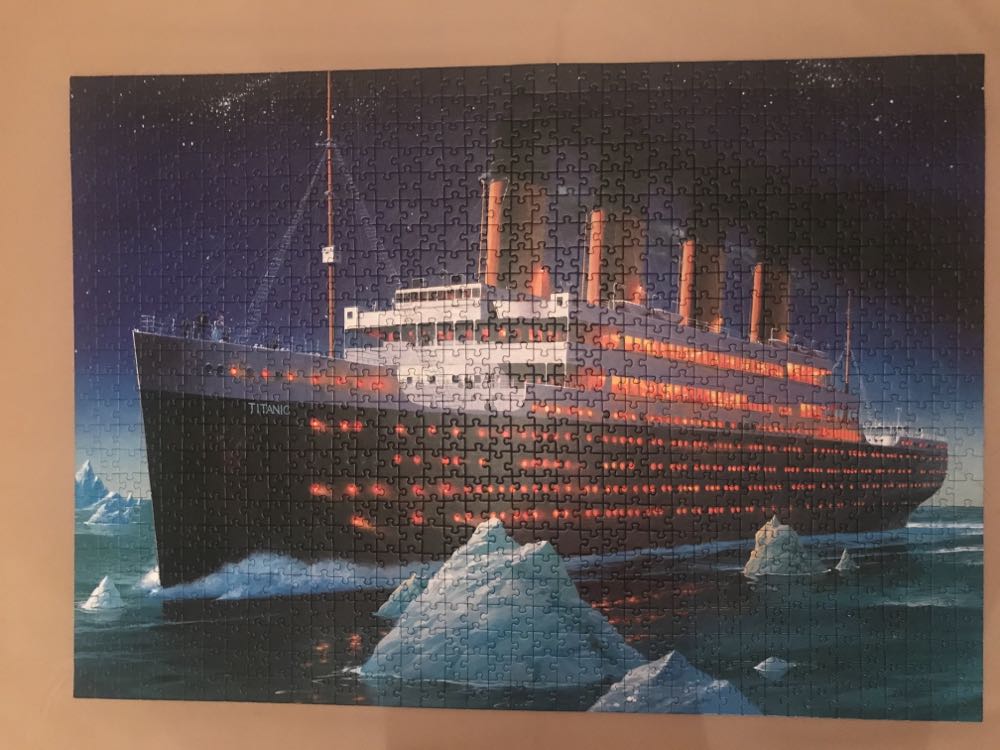 Titanic - Trefl puzzle collectible [Barcode 5900511100808] - Main Image 2