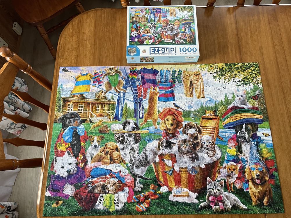 Laundry Day Rascals - MasterPieces puzzle collectible [Barcode 705988720437] - Main Image 4