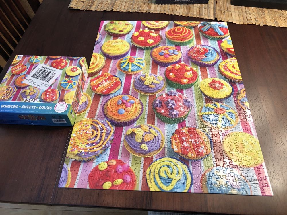 Bonbons Sweets Dulces - Ceaco puzzle collectible [Barcode 021081291149] - Main Image 2