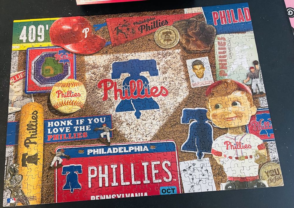 Philadelphia Phillies - You The Fan puzzle collectible [Barcode 810030950585] - Main Image 2
