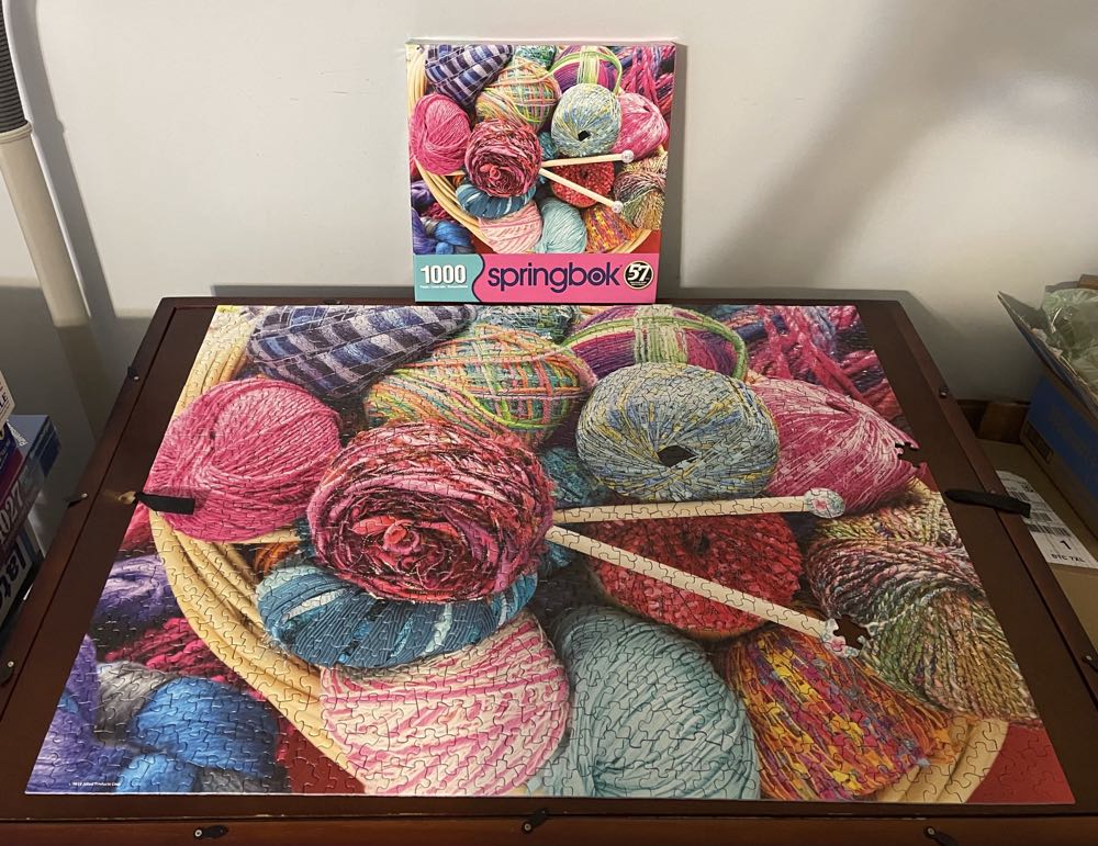 Knit Fit - Springbok puzzle collectible [Barcode 091683107117] - Main Image 3