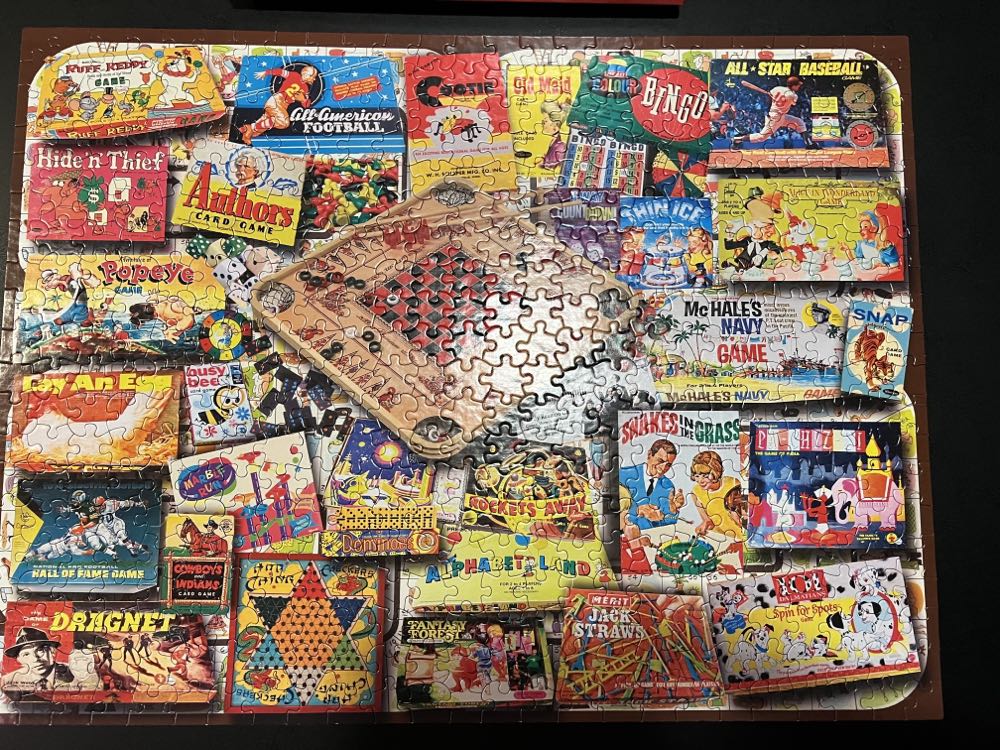 Classic Games*% - White Mountain puzzle collectible [Barcode 724819261796] - Main Image 2