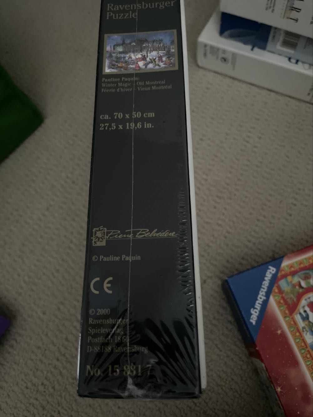 Winter Magic - Old Montreal - Ravensburger puzzle collectible [Barcode 4005556158317] - Main Image 2