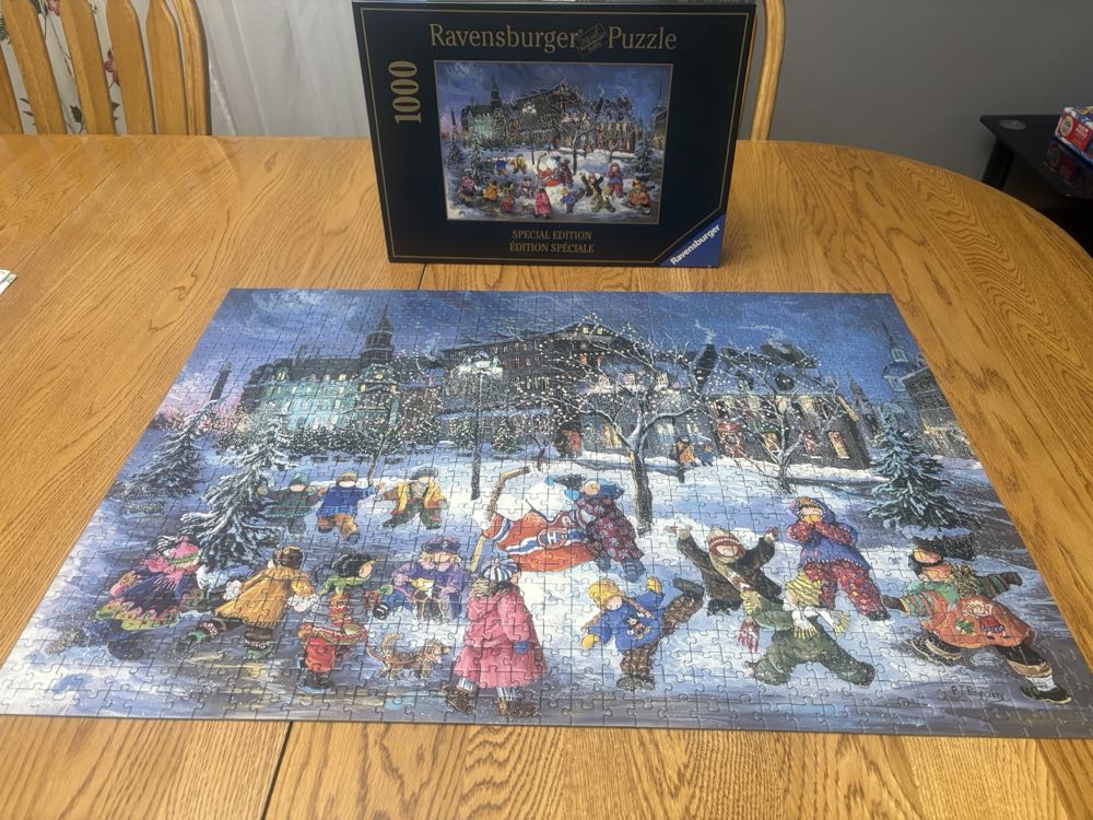 Winter Magic - Old Montreal - Ravensburger puzzle collectible [Barcode 4005556158317] - Main Image 4