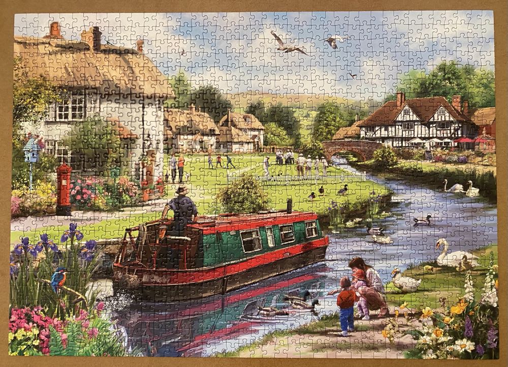 Swanning Along - Gibsons puzzle collectible [Barcode 5012269062885] - Main Image 2