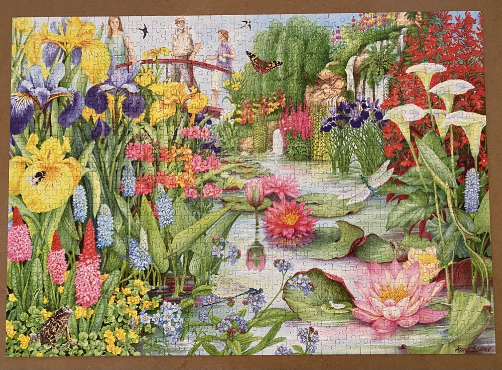 Flower Show: The Water Garden - Falcon de luxe puzzle collectible [Barcode 8710126112823] - Main Image 2