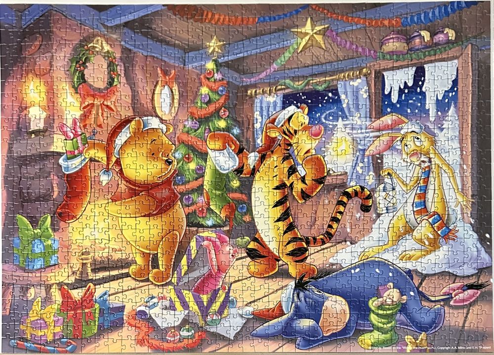 Pooh Christmas Fun *Keeper* - Ravensburger puzzle collectible [Barcode 4005556159352] - Main Image 4
