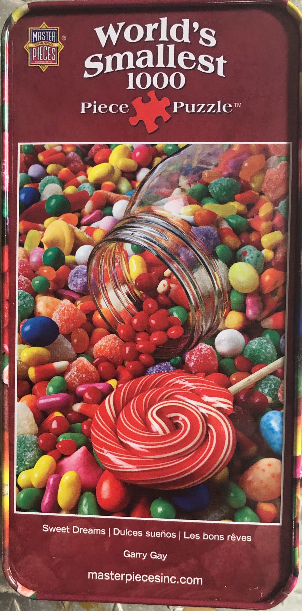 World’s Smallest Sweet Dreams - Master Pieces puzzle collectible [Barcode 705988712029] - Main Image 2