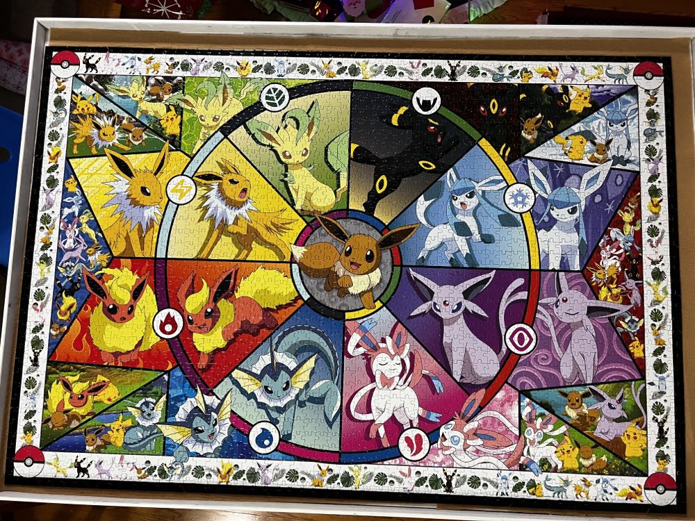 Buffalo: Pokemon - Eeveelutions - Buffalo puzzle collectible [Barcode 079346023028] - Main Image 3