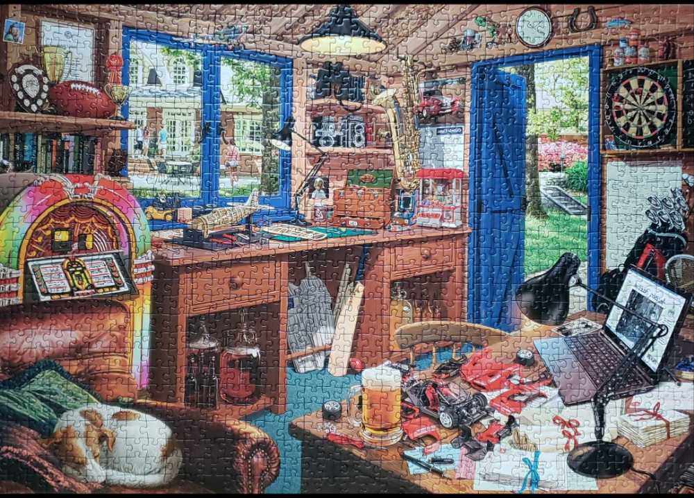 The Man Cave - Ravensburger puzzle collectible [Barcode 4005556823819] - Main Image 3