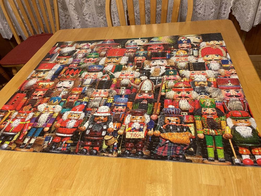 Nutcracker Collection - Springbok puzzle collectible [Barcode 091683107940] - Main Image 4