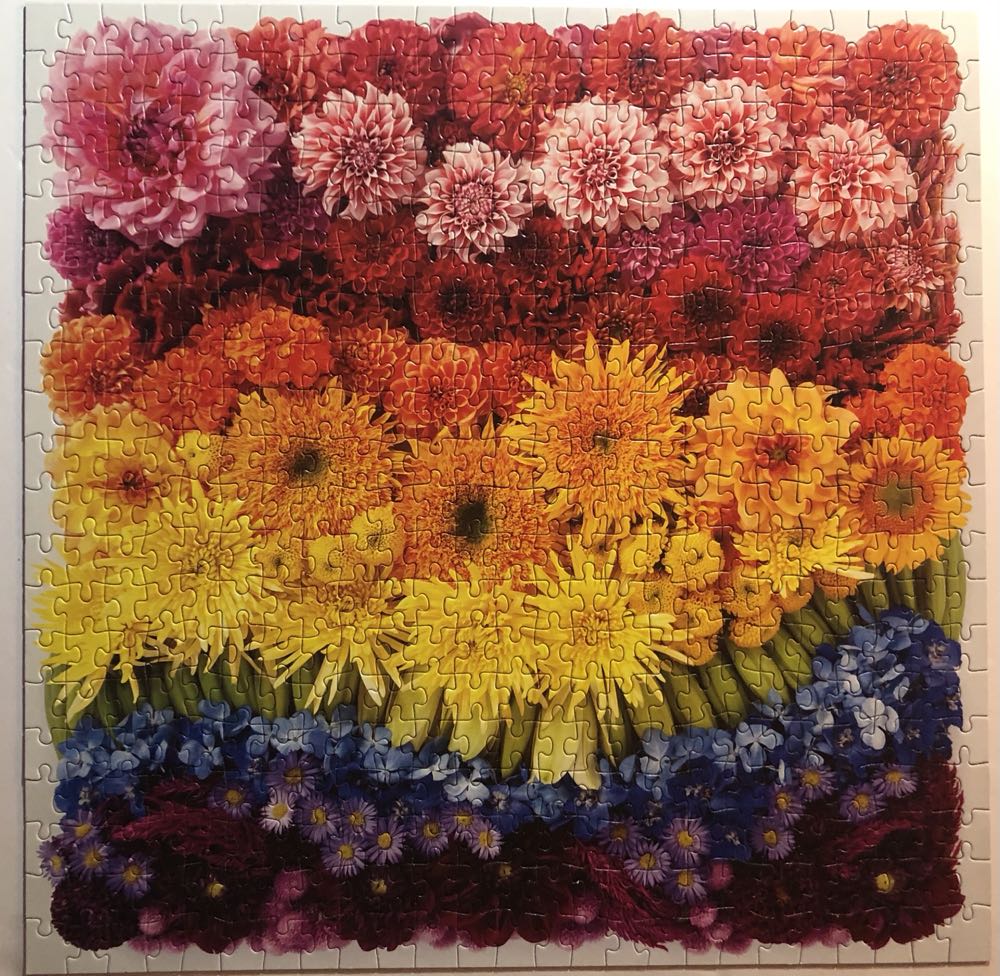 Flowers - Galison puzzle collectible [Barcode 9780735361430] - Main Image 2