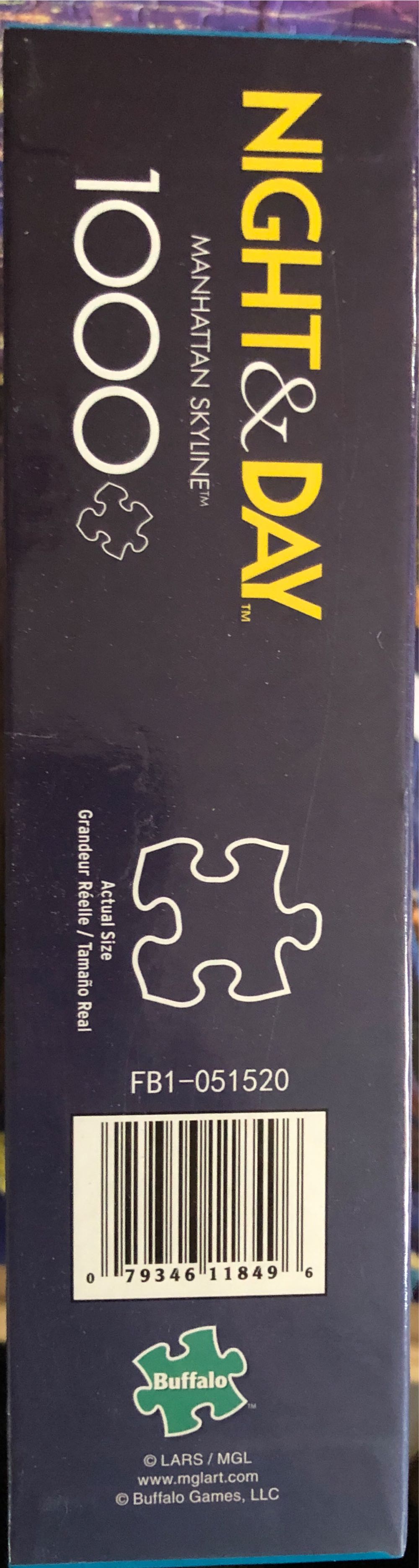 Manhattan Skyline - Buffalo puzzle collectible [Barcode 079346118496] - Main Image 4