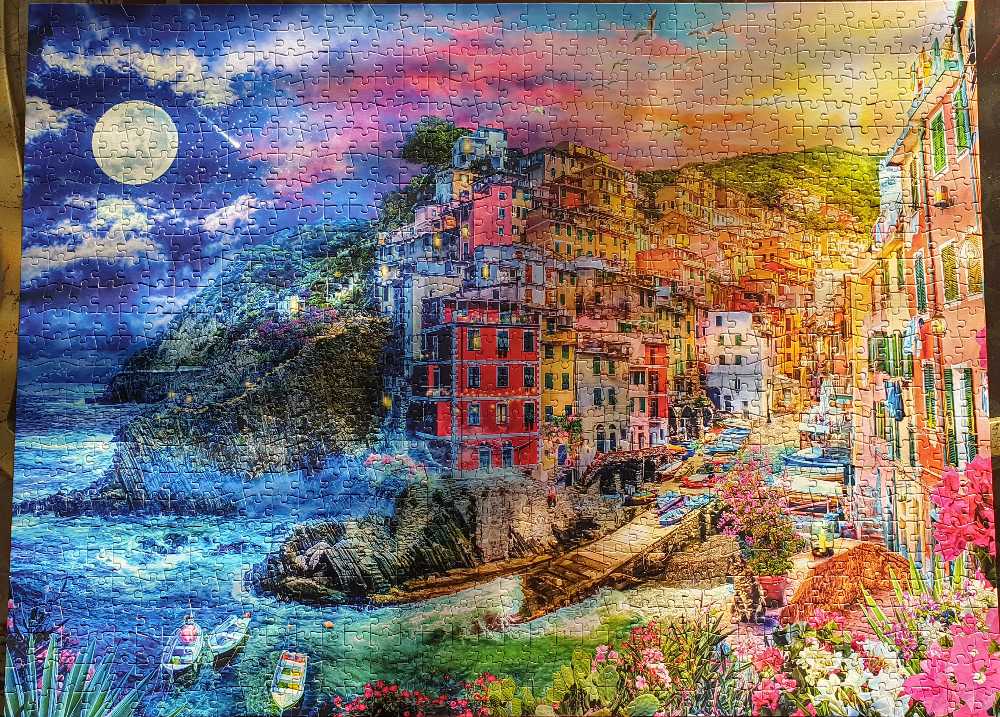 Night & Day - Cinque Terre Splendor - Buffalo Games puzzle collectible [Barcode 079346118472] - Main Image 4