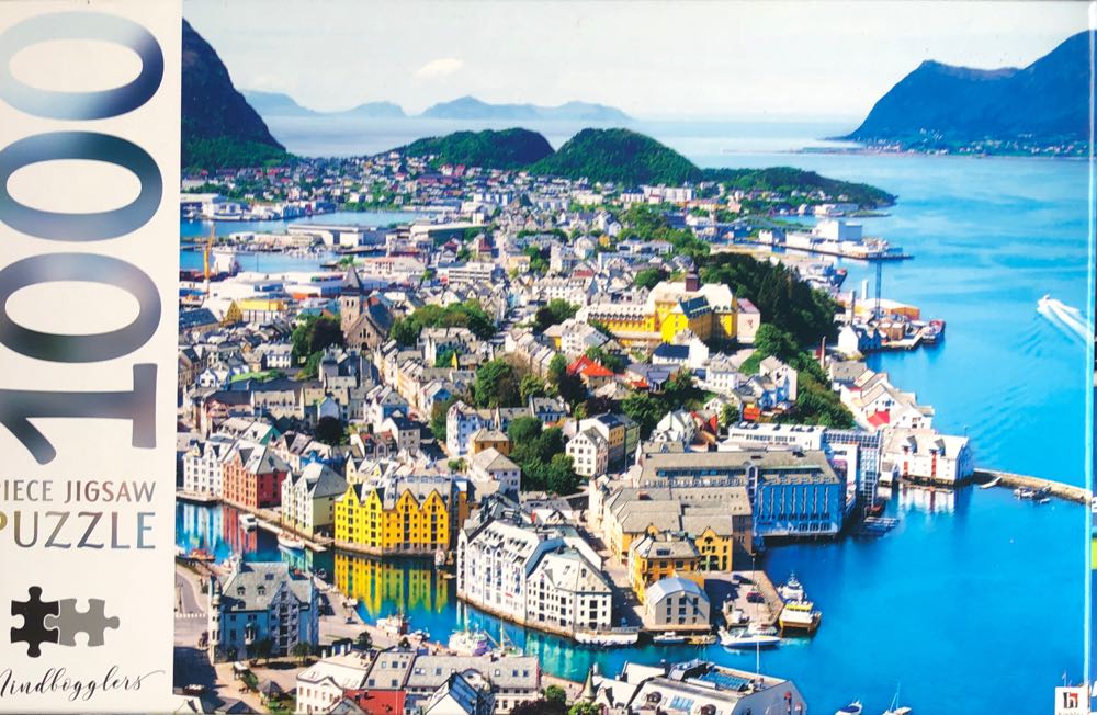 Alesund Norway - Mindbogglers puzzle collectible [Barcode 9781488937507] - Main Image 1