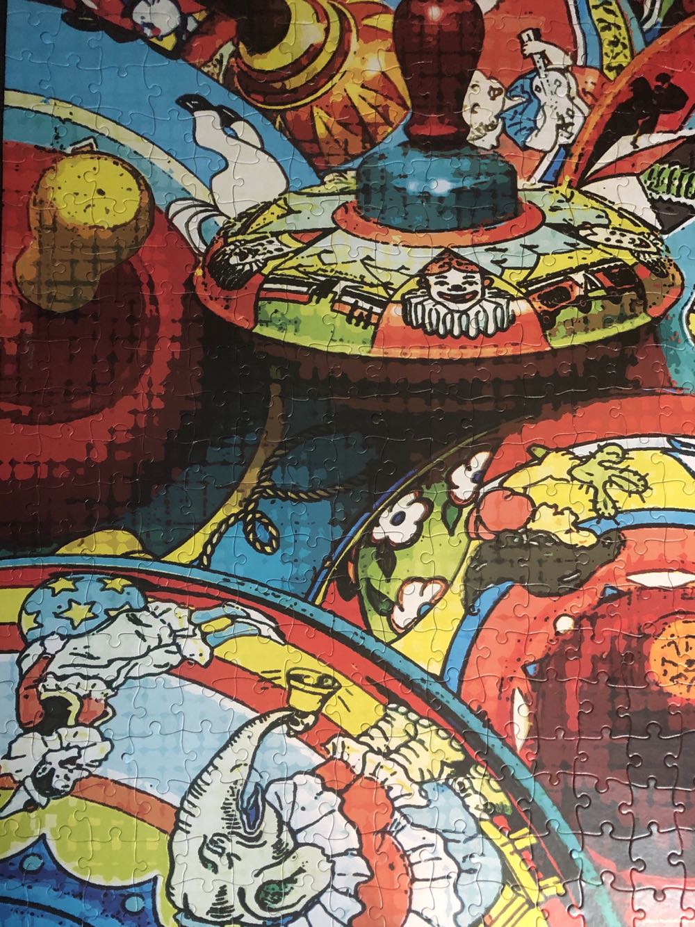 Tiny Toy Tops - Milton Bradley (MB) 🇺🇸 puzzle collectible [Barcode 778988300640] - Main Image 2