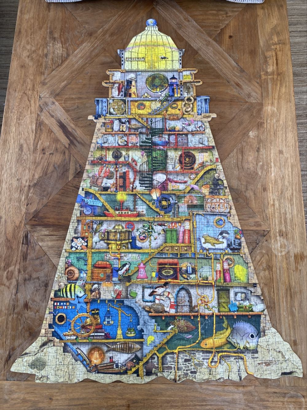 Ludicrous Lighthouse - Ravensburger puzzle collectible [Barcode 4005556160983] - Main Image 2