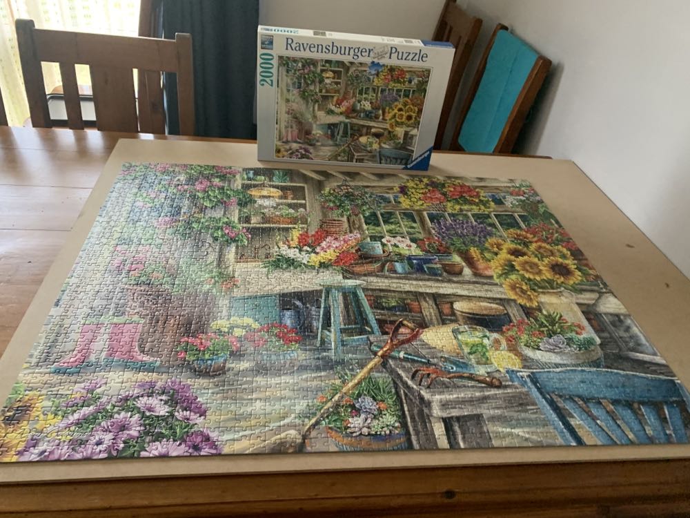 Gardener’s Paradise (NIB) NFT - Ravensburger puzzle collectible [Barcode 4005556139965] - Main Image 2