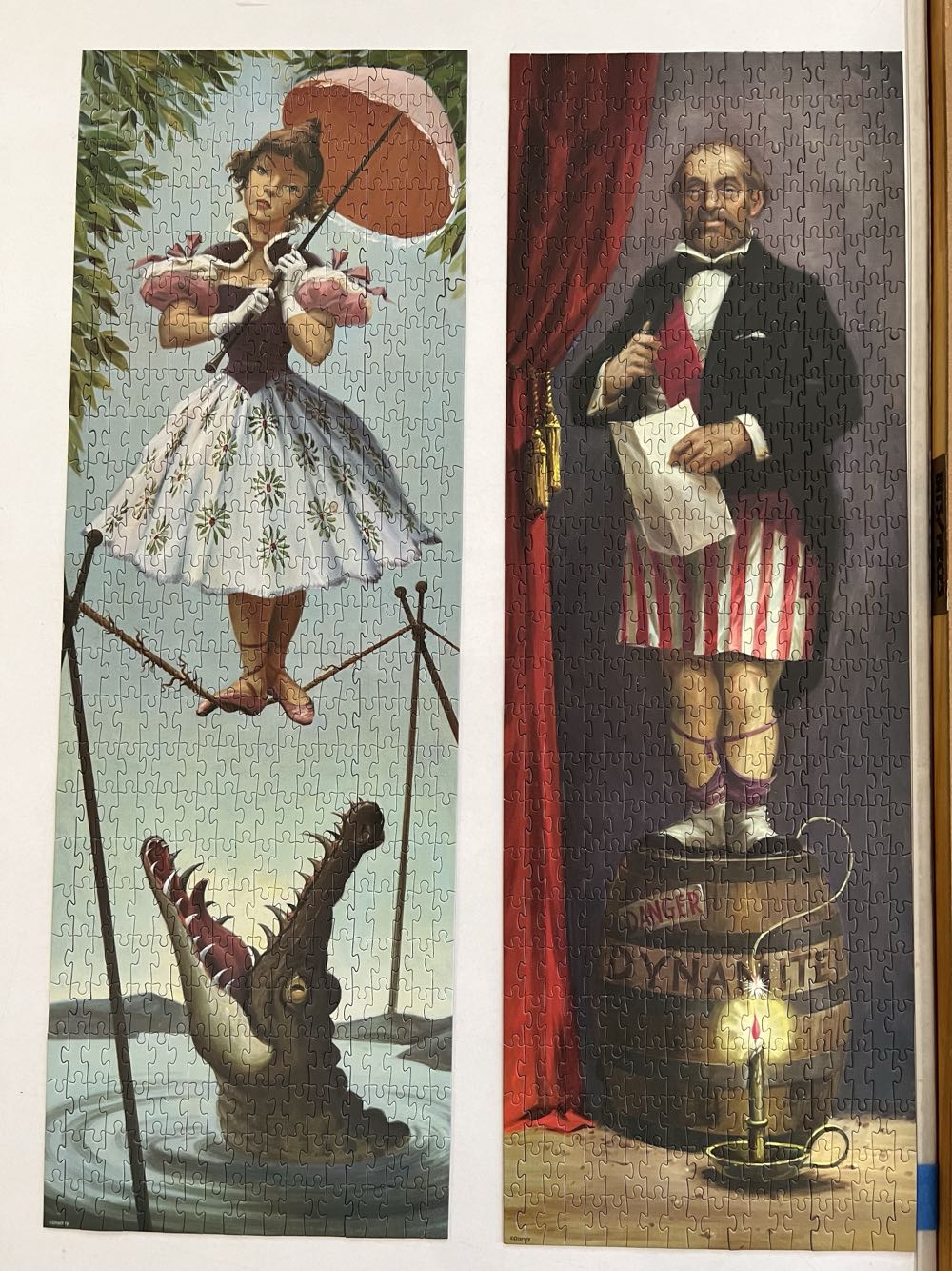 Haunted Mansion Stretching Room - Disney Parks puzzle collectible [Barcode 400920213748] - Main Image 4