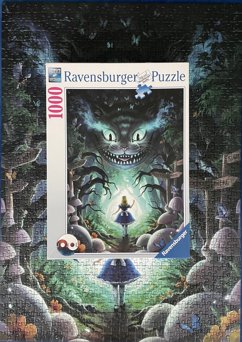 Adventure With Alice (16733) - Ravensburger puzzle collectible - Main Image 3