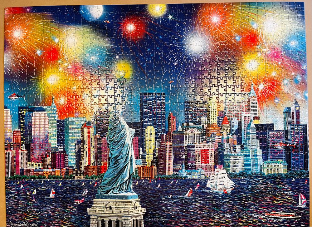 Manhattan Celebration - Buffalo Games puzzle collectible [Barcode 079346118571] - Main Image 4
