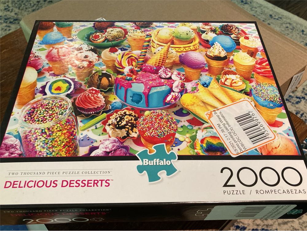 Delicious Desserts - Buffalo puzzle collectible [Barcode 079346021055] - Main Image 2