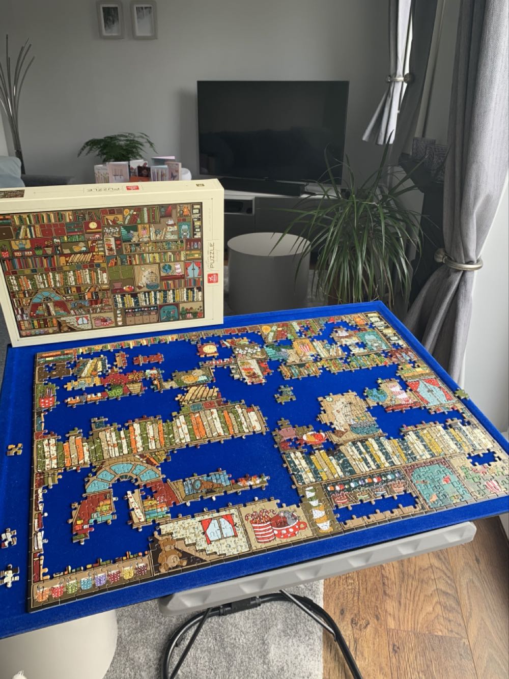 Bookshelf (Karli € 19,50) - Deico puzzle collectible [Barcode 5947502876434] - Main Image 3