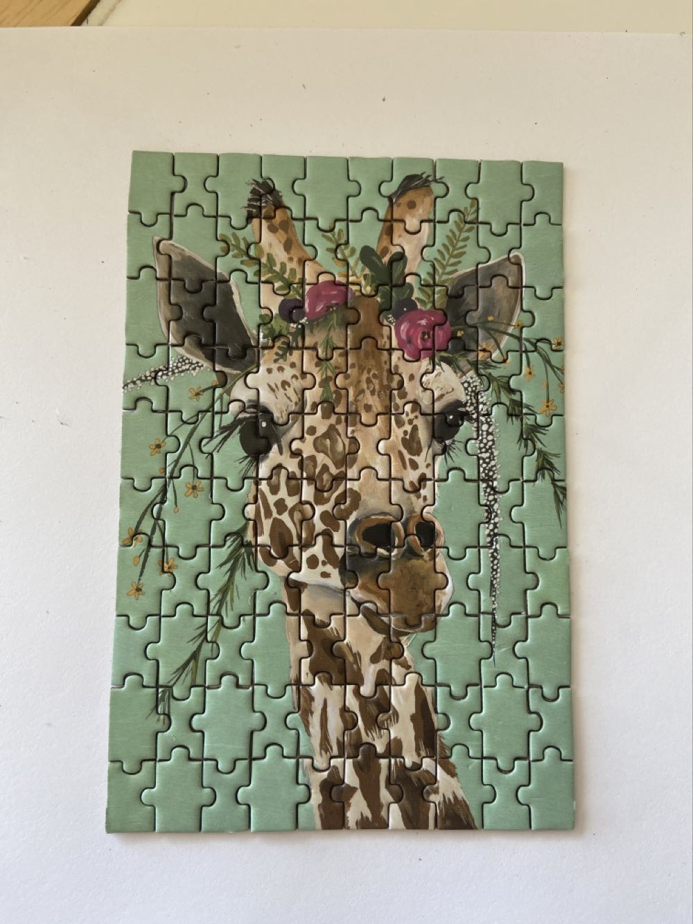 Claire Giraffe By Spring Whitaker - OCS Designs puzzle collectible [Barcode 846307040192] - Main Image 2