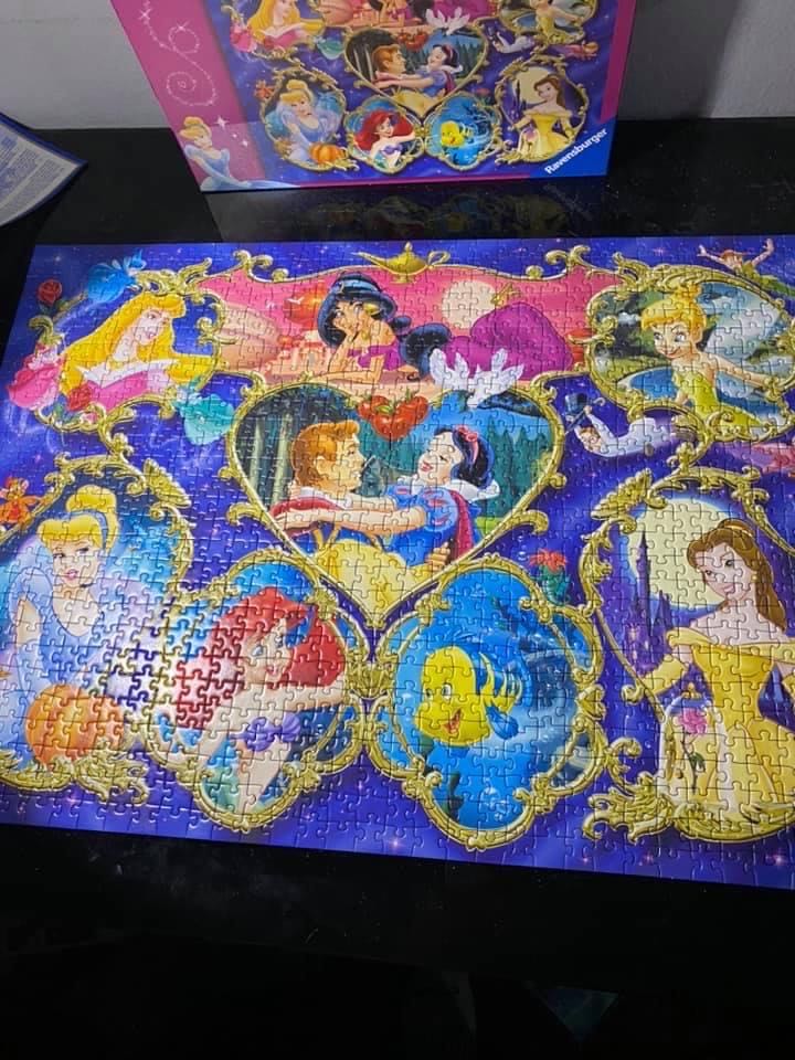 Disney Princess Gallery - Ravensburger puzzle collectible - Main Image 2