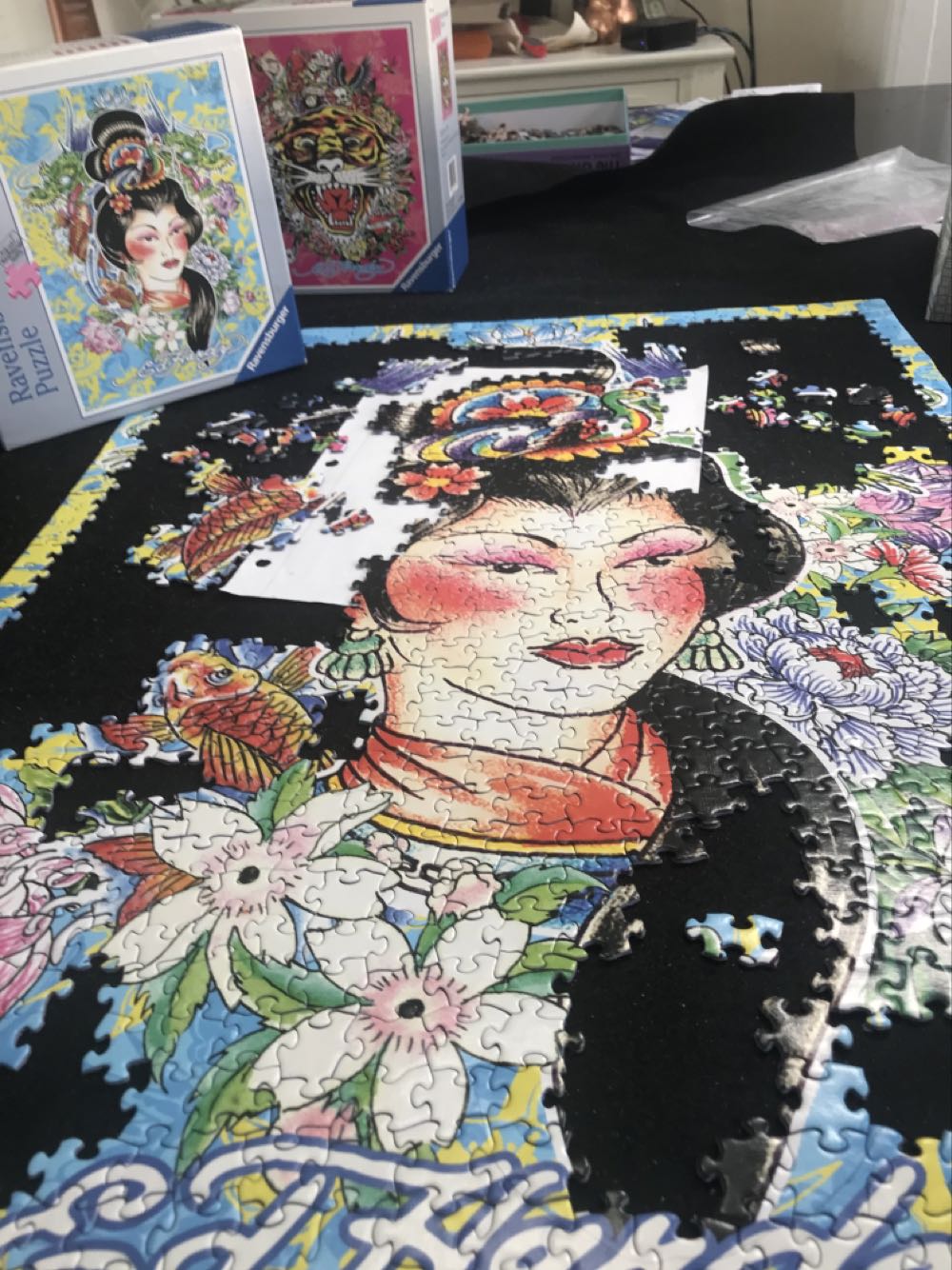 Geisha (1) - Ravensburger puzzle collectible [Barcode 666273809230] - Main Image 3