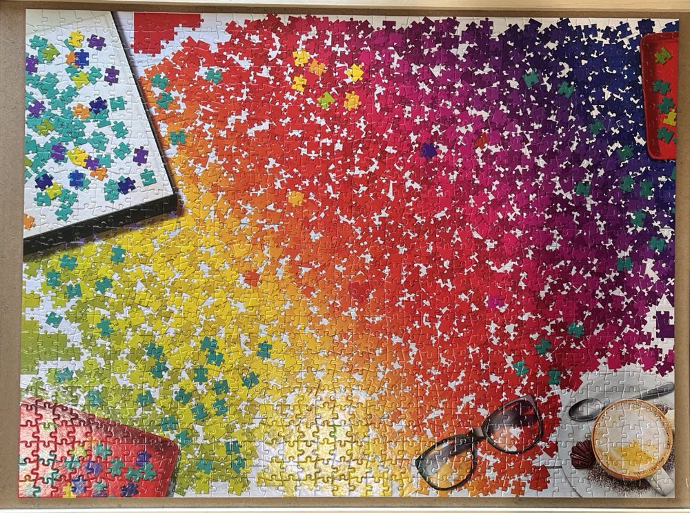 Puzzle Rainbow - Buffalo Games puzzle collectible [Barcode 079346014422] - Main Image 3