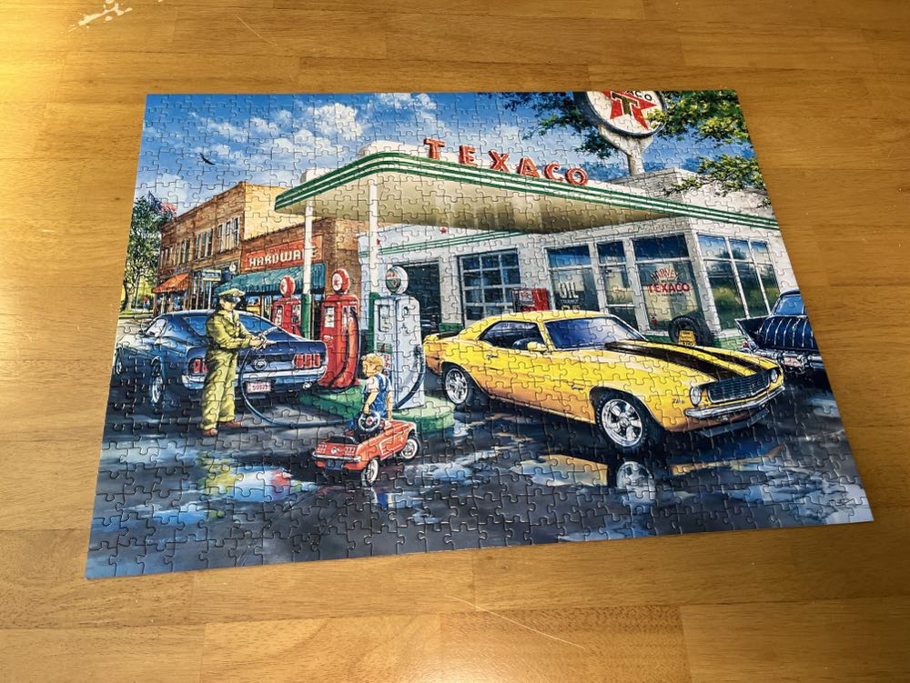 Pop’s Quick Stop - Master Pieces puzzle collectible [Barcode 705988607837] - Main Image 2