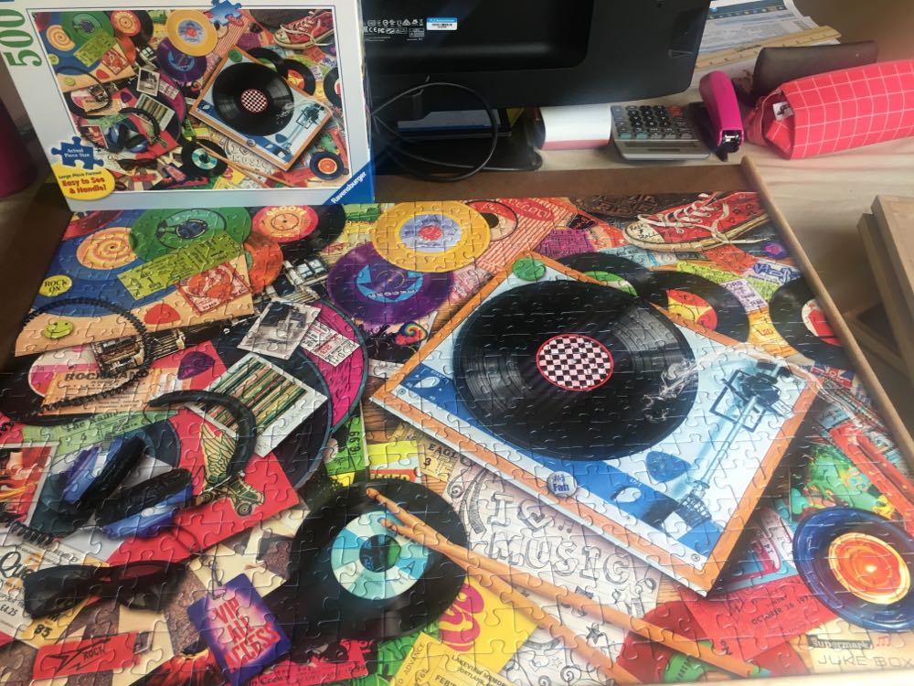 Viva le Vinyl 💎 - Ravensburger puzzle collectible [Barcode 4005556149179] - Main Image 3