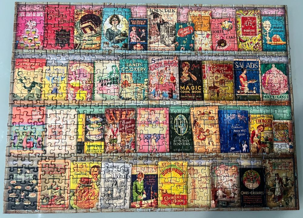 Doughnut Disturb - Ravensburger puzzle collectible [Barcode 4005556167746] - Main Image 4