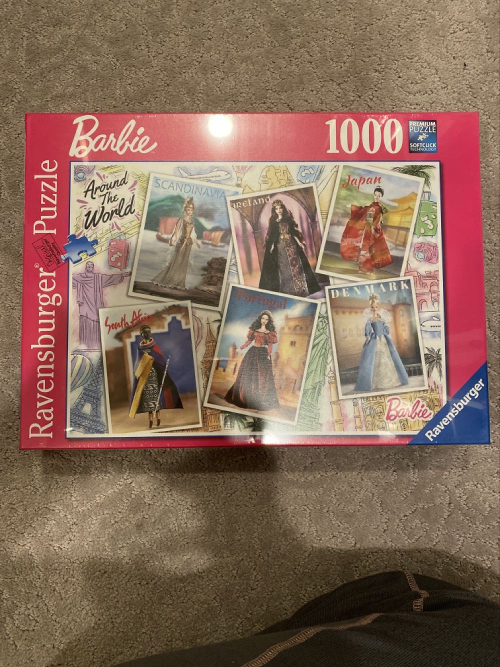 Barbie Around The World - Ravensburger puzzle collectible [Barcode 4005556165025] - Main Image 2