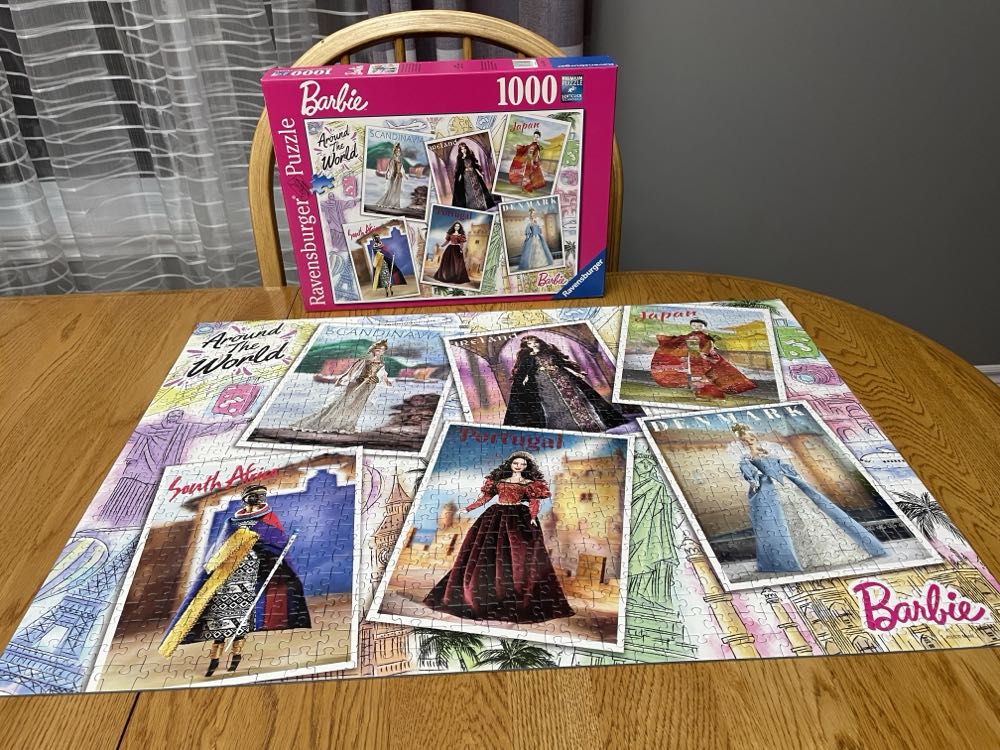 Barbie Around The World - Ravensburger puzzle collectible [Barcode 4005556165025] - Main Image 4