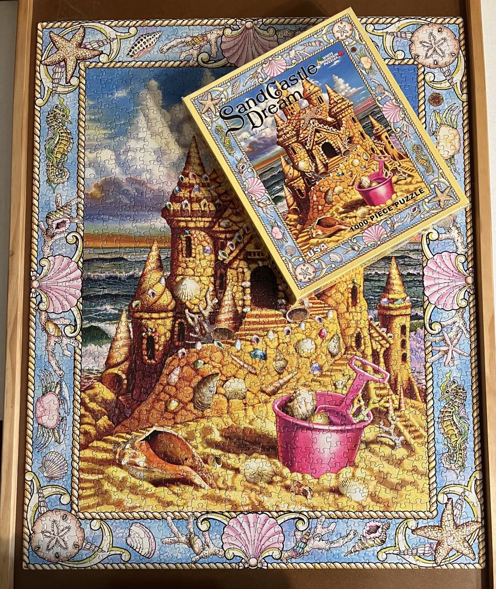 ZZ - Sand Castle Dream (TRADED) - White Mountain Puzzles puzzle collectible [Barcode 724819251476] - Main Image 4