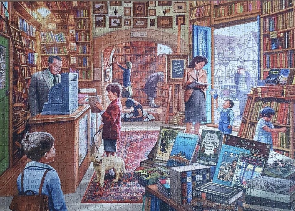 Hidden Treasures - Gibsons puzzle collectible [Barcode 5012269061604] - Main Image 3