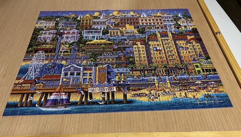 Galveston - Dowdle puzzle collectible [Barcode 671095002516] - Main Image 4